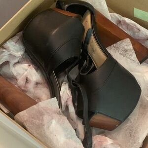 Jessica Simpson brand new